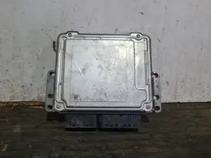 Foto de CENTRALITA MOTOR UCE CITROEN C3 AIRCROSS referencia 9841215880 foto 4