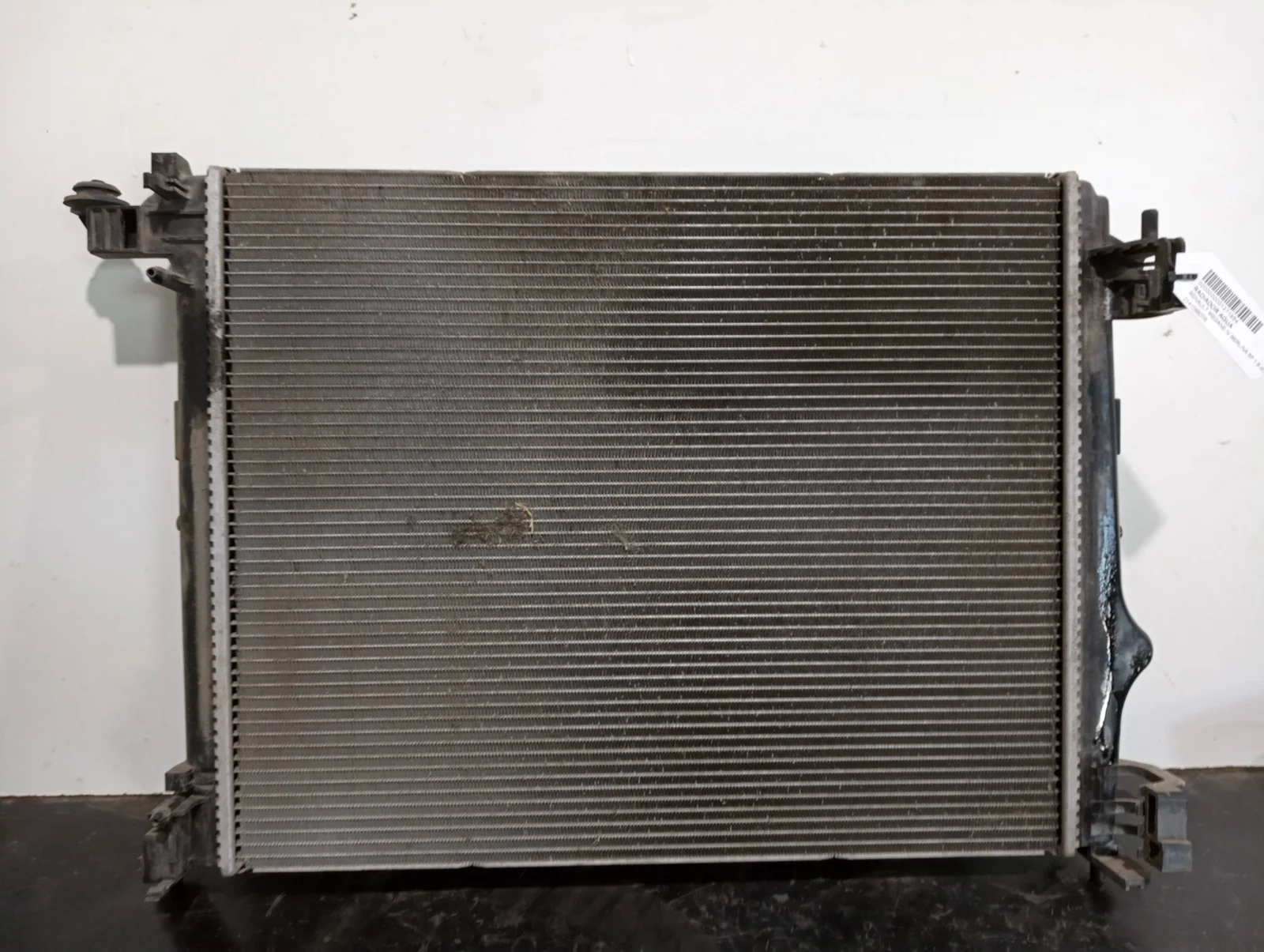 Foto de RADIADOR AGUA SIN MARCA SIN MODELO referencia 214108607R
