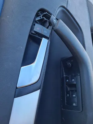 Foto de MANETA INTERIOR DELANTERA IZQUIERDA AUDI A3 SPORTBACK (8PA)