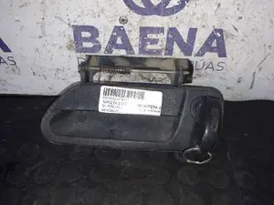 Foto de MANETA EXTERIOR DELANTERA IZQUIERDA SIN MARCA SIN MODELO referencia 9610006477