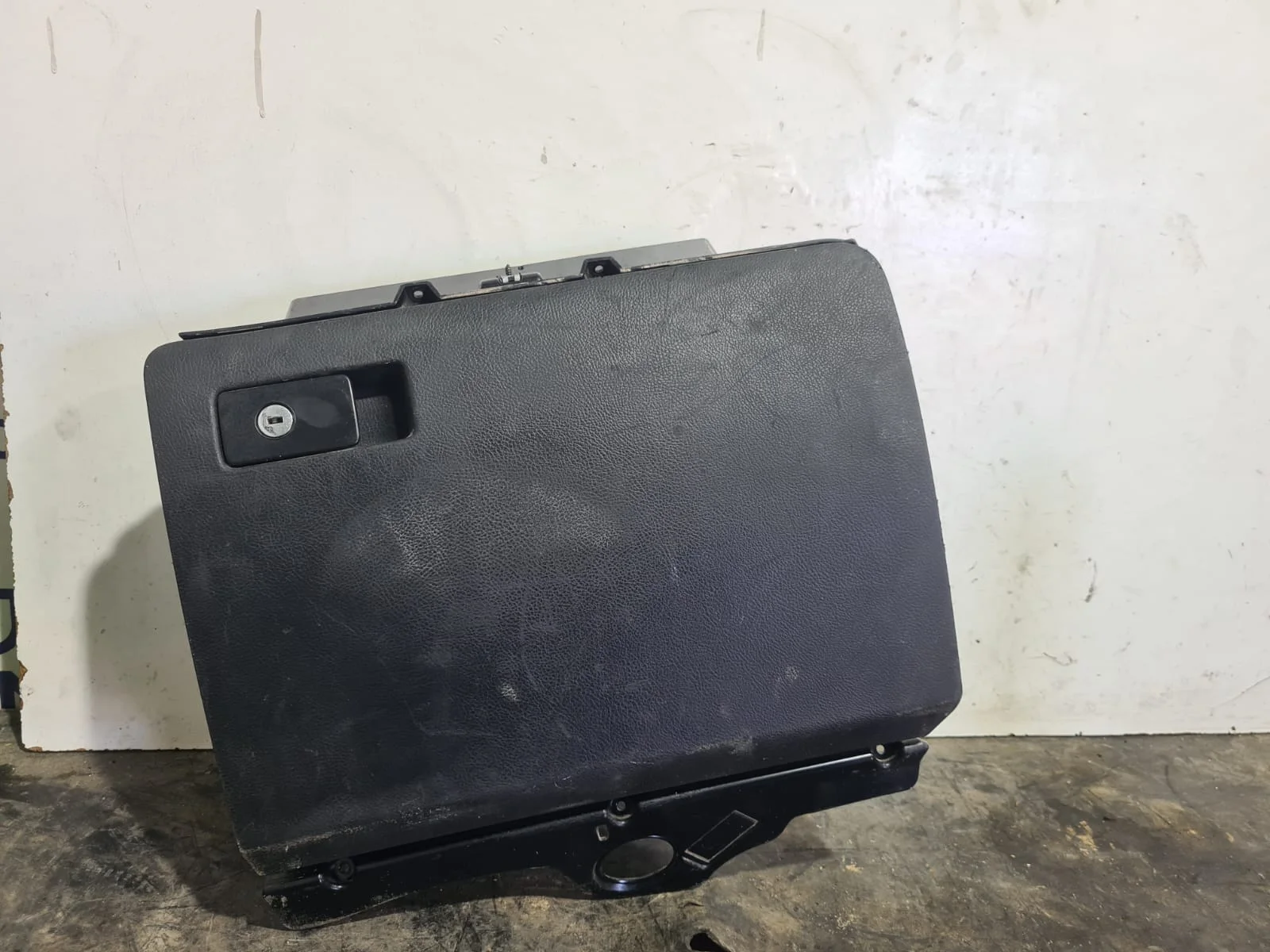 Foto de GUANTERA VOLKSWAGEN PASSAT CC (357) referencia 3C1857101
