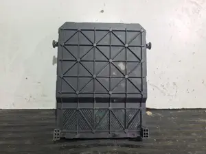 Foto de CAJA RELES / FUSIBLES CITROEN XSARA PICASSO referencia 9650584580 foto 2