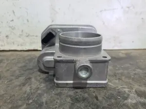 Foto de NO IDENTIFICADO SEAT IBIZA (6L1) referencia 038128063J foto 3