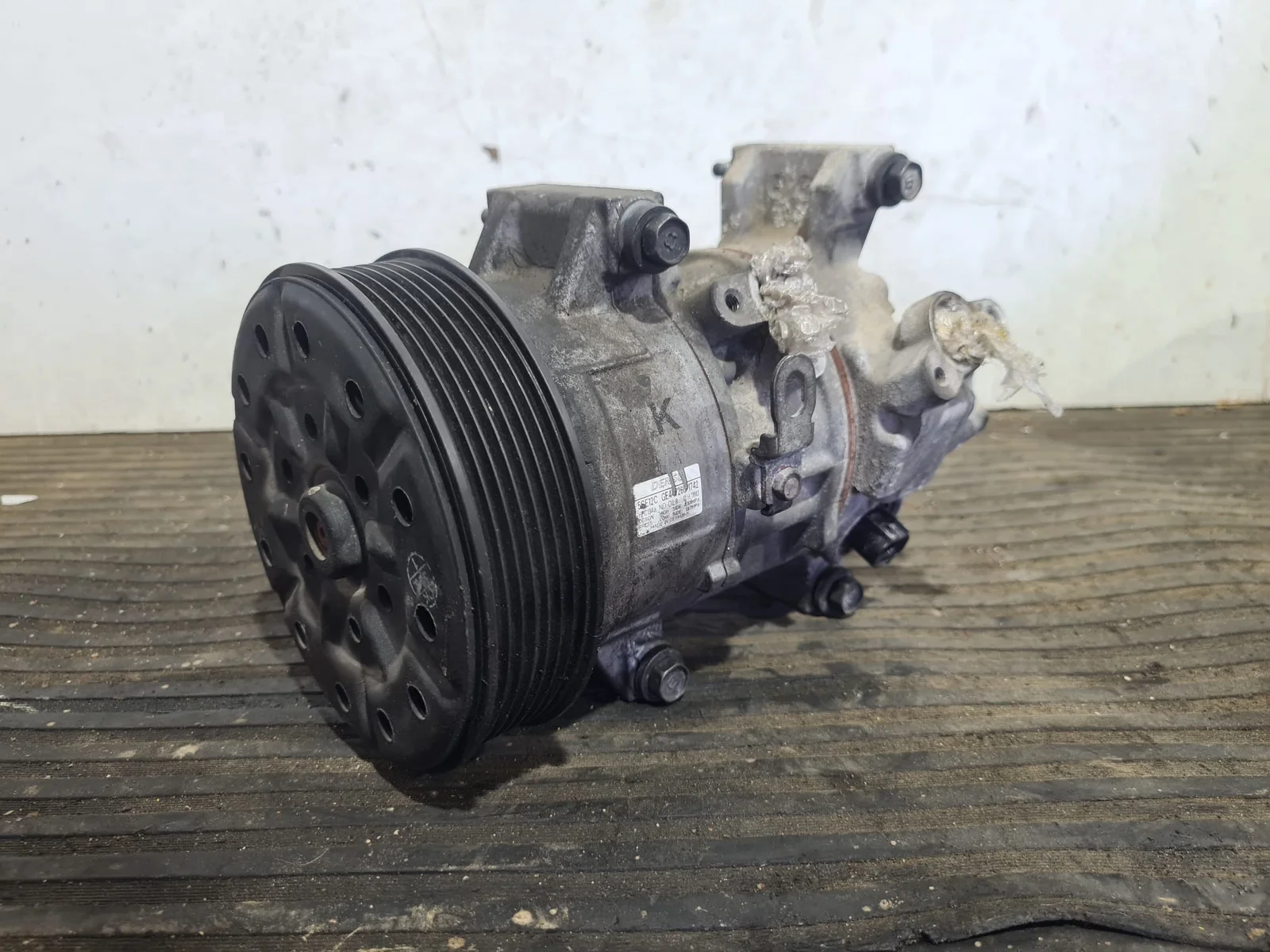 Foto de COMPRESOR AIRE ACONDICIONADO TOYOTA COROLLA VERSO (R1) referencia 4472601742