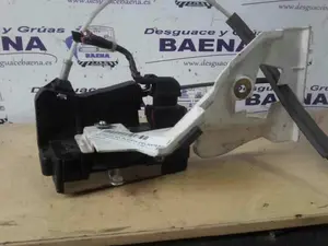Foto de CERRADURA PUERTA DELANTERA IZQUIERDA OPEL ZAFIRA A referencia 24444015
