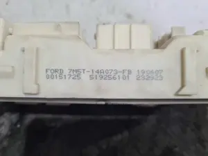 Foto de CAJA RELES / FUSIBLES FORD FOCUS C-MAX (CAP)(2003) referencia 7M5T14A073FB foto 2
