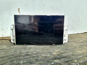 Foto de PANTALLA MULTIFUNCION NISSAN PRIMERA BERLINA (P12) referencia 216707107B foto 1