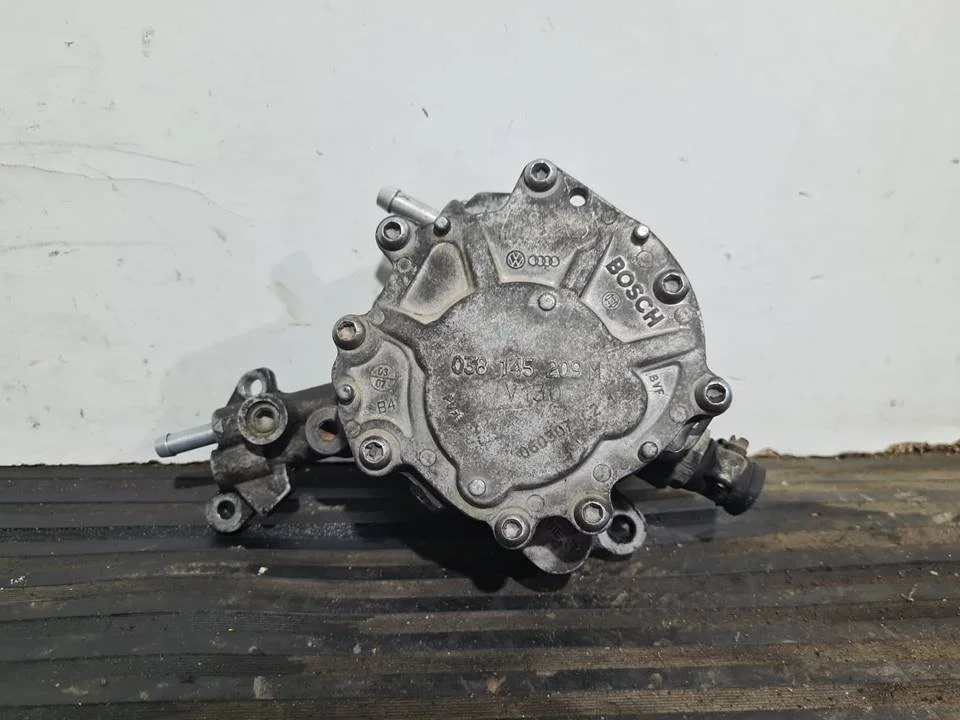 Foto de DEPRESOR FRENO / BOMBA VACIO VOLKSWAGEN PASSAT BERLINA (3B3) referencia 038145209M