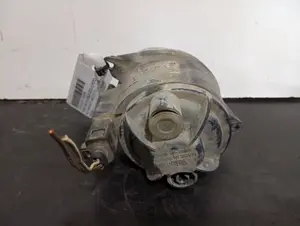 Foto de FARO ANTINIEBLA IZQUIERDO AUDI A6 AVANT (4B5) referencia 89304631 foto 3