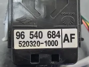 Foto de MANDO LUCES CHEVROLET AVEO BERLINA referencia 96540684 foto 3