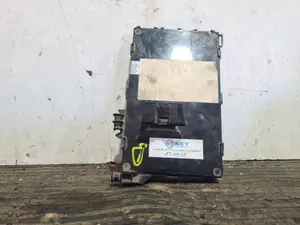 Foto de CAJA RELES / FUSIBLES RENAULT CLIO II SYMBOL referencia 216590627 foto 5