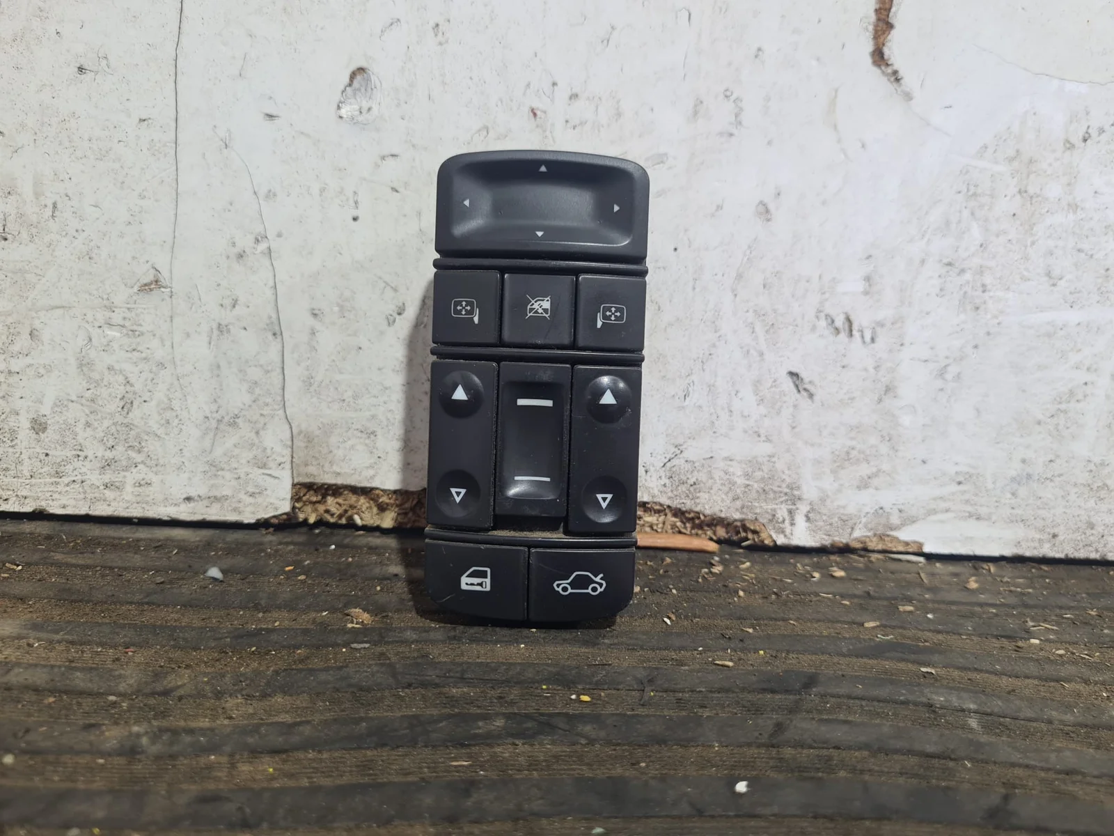 Foto de MANDO ELEVALUNAS DELANTERO IZQUIERDO OPEL VECTRA C BERLINA referencia 09185954