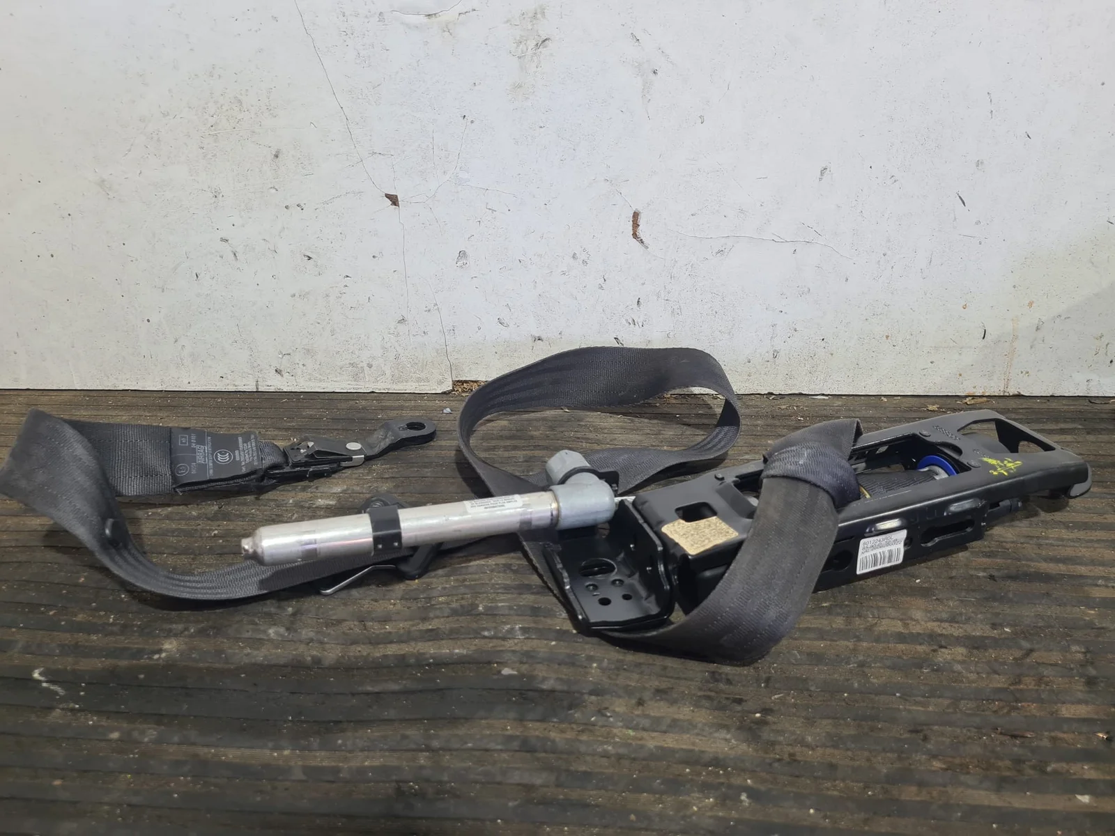 Foto de CINTURON SEGURIDAD DELANTERO DERECHO VOLVO S40 BERLINA referencia 6012243R0L