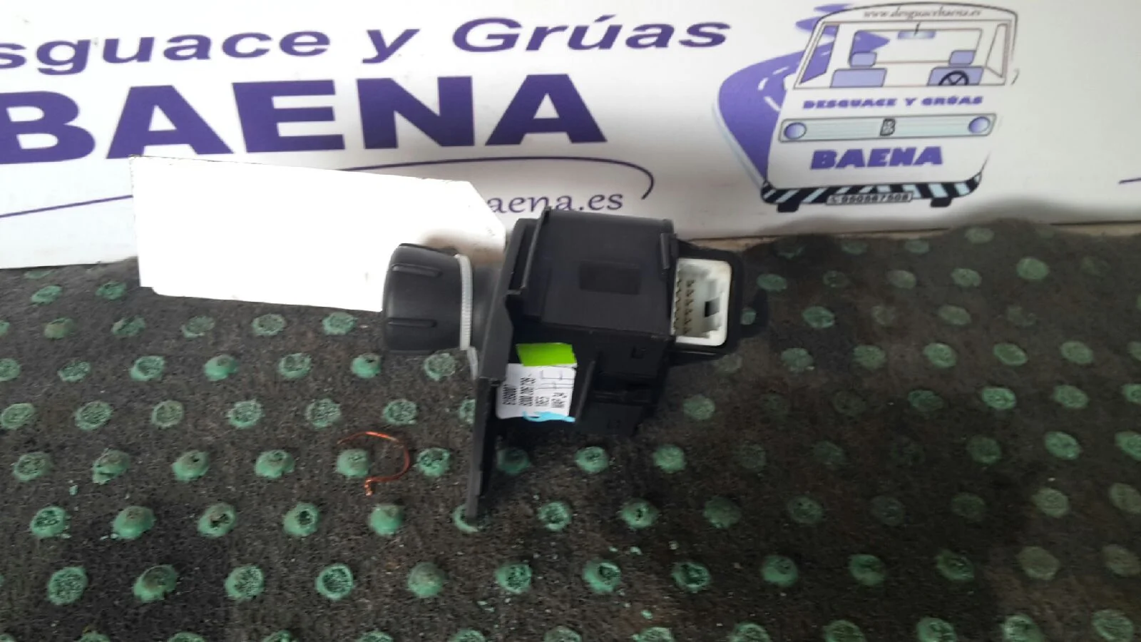 Foto de MANDO RETROVISOR SIN MARCA SIN MODELO referencia 8200206738