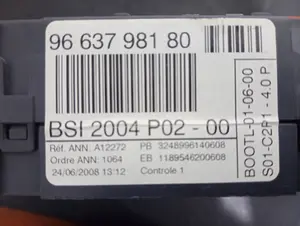 Foto de CAJA RELES / FUSIBLES PEUGEOT 308 referencia 9663798180 foto 3