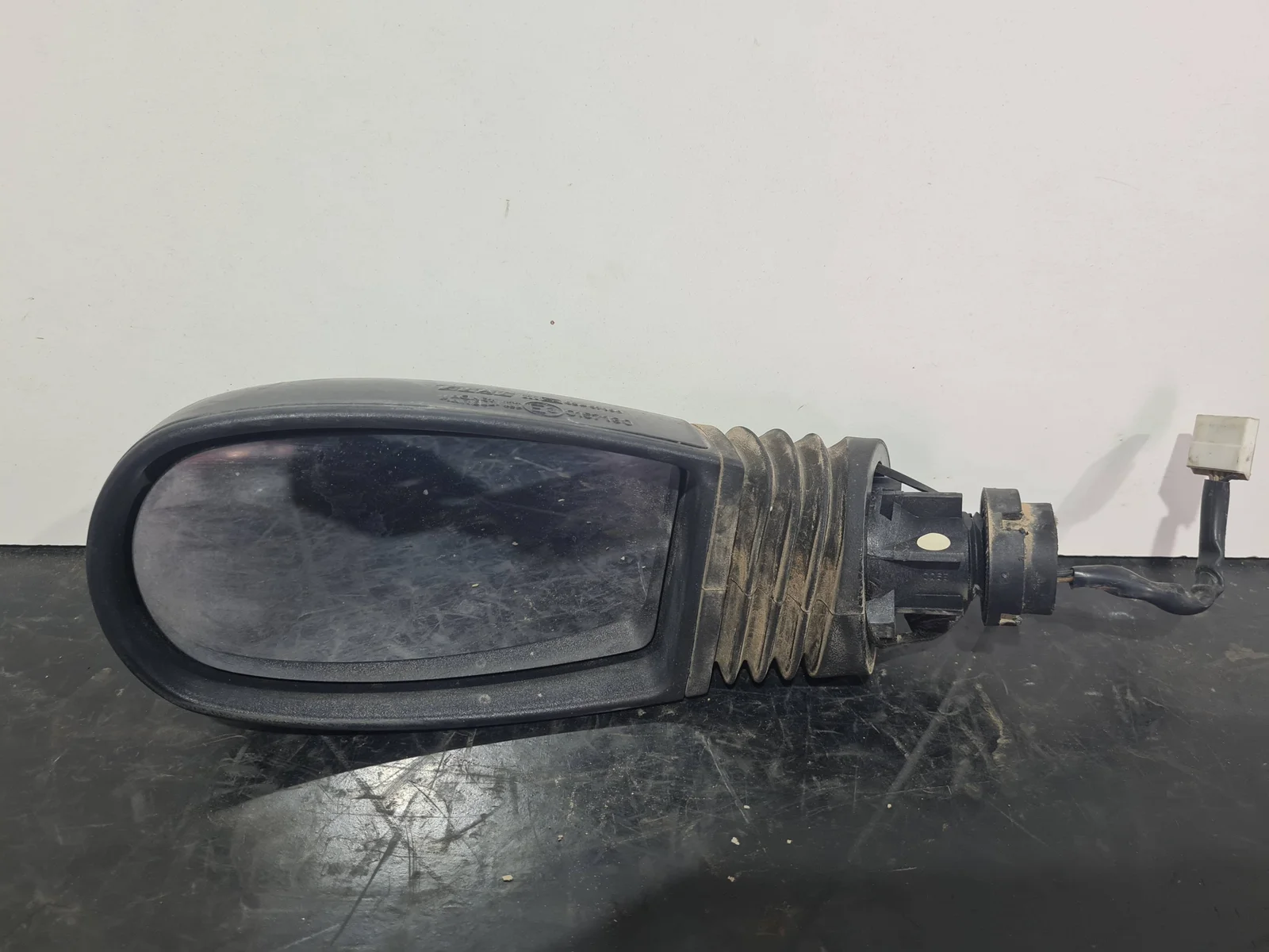 Foto de RETROVISOR DERECHO FIAT II PUNTO (188) BERLINA referencia 0157180