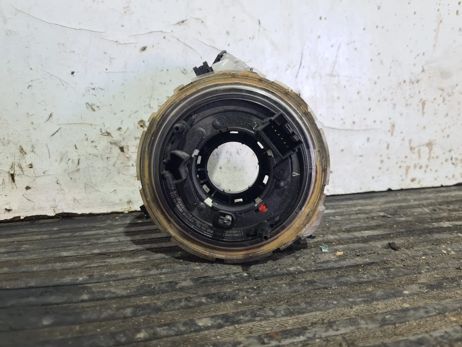 Foto de ANILLO AIRBAG AUDI A4 BERLINA (8E) referencia 8E0953541C