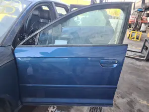 Foto de PUERTA DELANTERA IZQUIERDA AUDI A3 SPORTBACK (8PA)