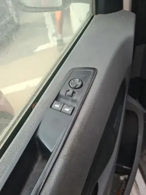 Foto de MANDO ELEVALUNAS DELANTERO IZQUIERDO PEUGEOT EXPERT FURGÓN