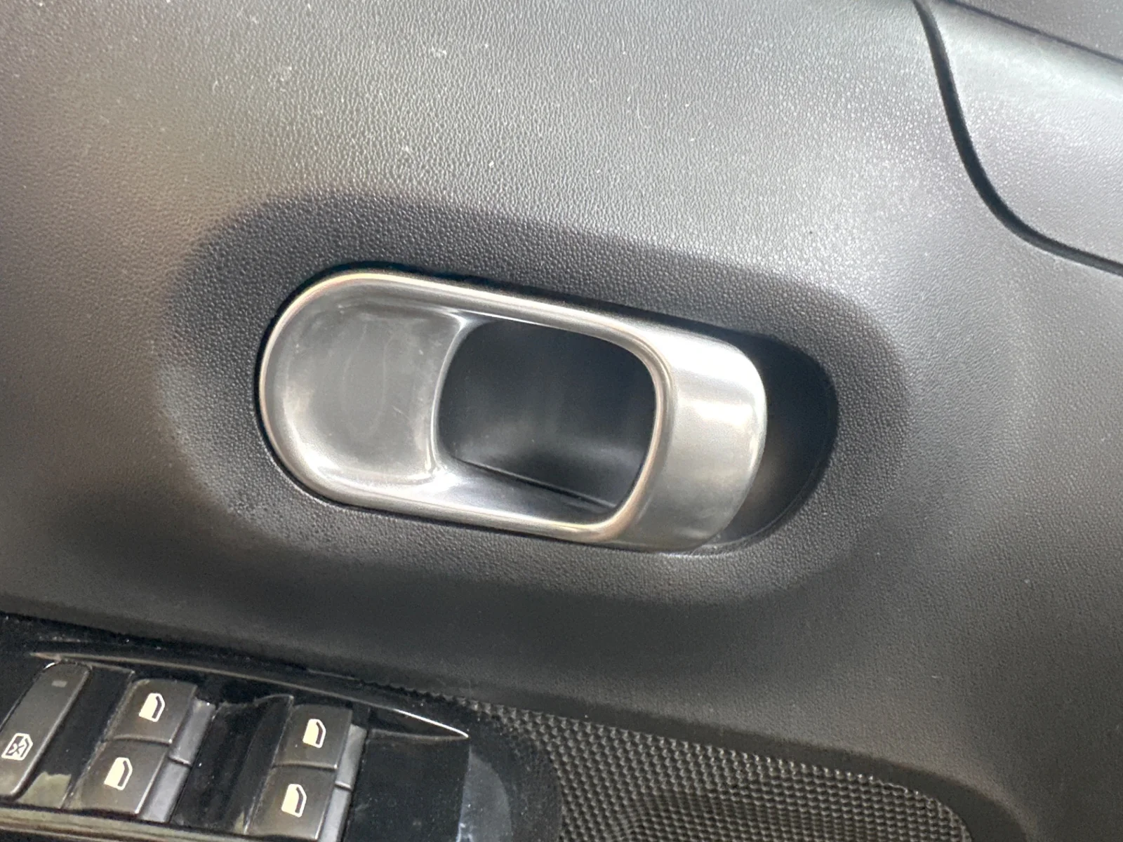 Foto de MANETA INTERIOR DELANTERA IZQUIERDA CITROEN C3