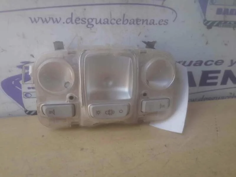 Foto de LUZ INTERIOR SIN MARCA SIN MODELO referencia 96781444BJ