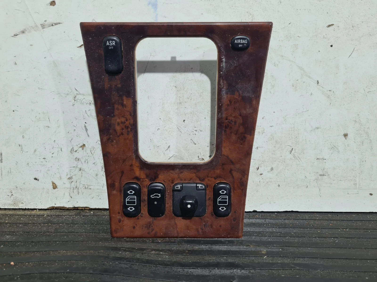 Foto de MANDO MULTIFUNCION MERCEDES-BENZ CLK (BM 208) COUPE referencia 2088202910