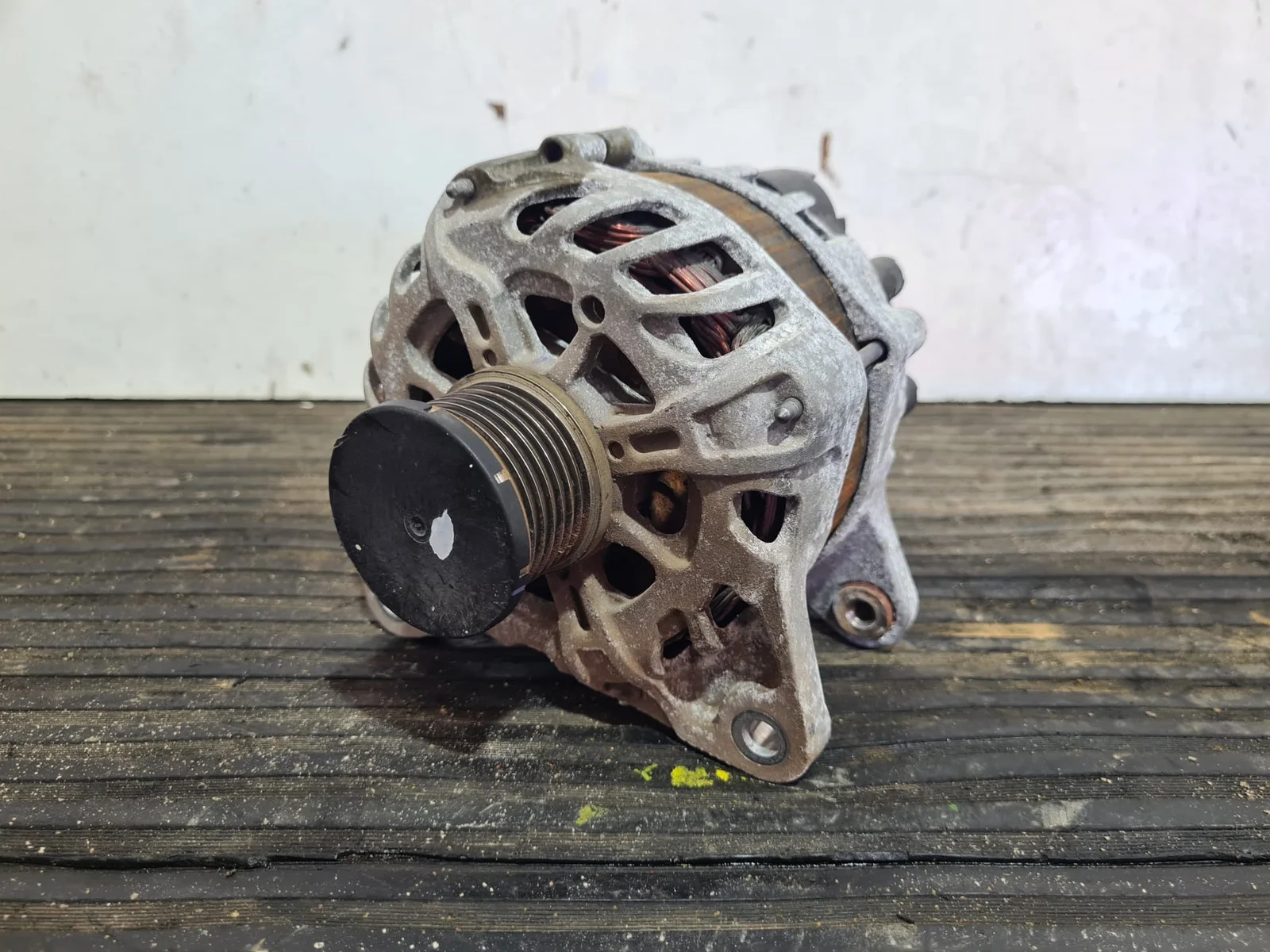 Foto de ALTERNADOR RENAULT CLIO IV referencia 231006677R