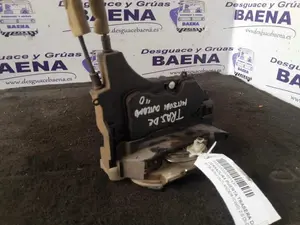 Foto de CERRADURA PUERTA TRASERA DERECHA SIN MARCA SIN MODELO