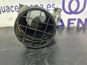 Foto de CAUDALIMETRO OPEL ASTRA F BERLINA referencia 90411957 foto 3