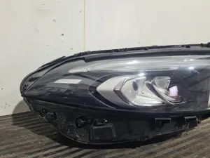 Foto de FARO DERECHO MERCEDES-BENZ CLASE A (BM 177) referencia A1779064803 foto 5