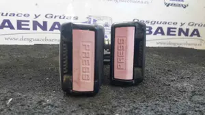 Foto de CINTURON SEGURIDAD TRASERO CENTRAL SIN MARCA SIN MODELO referencia B6021666