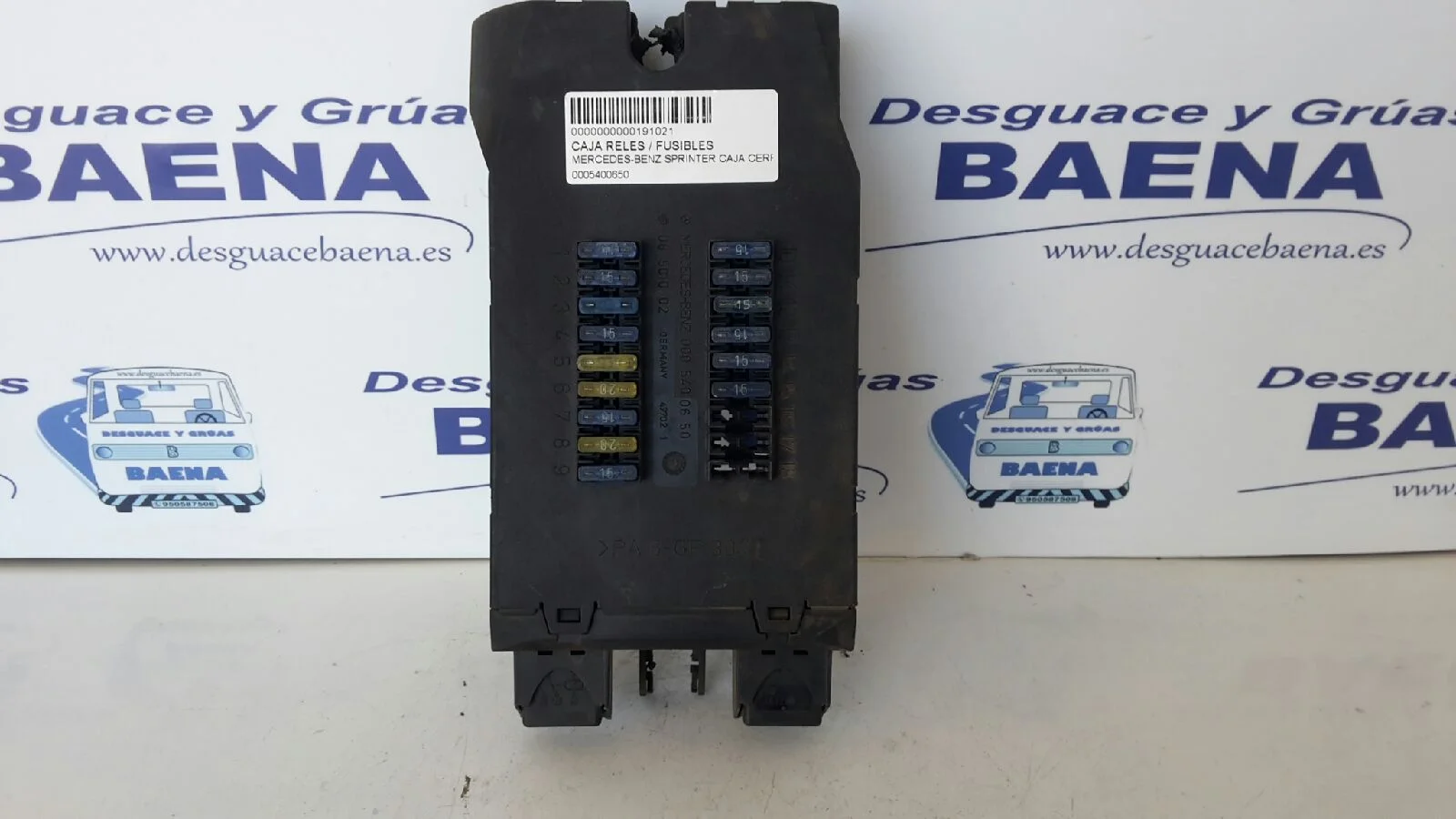 Foto de CAJA RELES / FUSIBLES SIN MARCA SIN MODELO referencia 0005400650