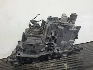 Foto de FARO IZQUIERDO BMW SERIE 3 BERLINA (E46) referencia 6902746 foto 4