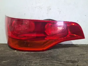 Foto de PILOTO TRASERO IZQUIERDO AUDI Q7 (4L) referencia 4L0945093 foto 4