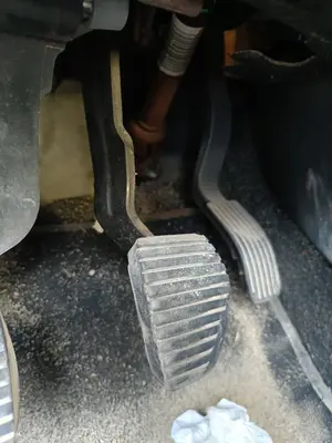 Foto de PEDAL FRENO PEUGEOT 208