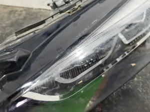 Foto de FARO IZQUIERDO BMW SERIE X1 (F48) referencia 90178479ZP03 foto 5