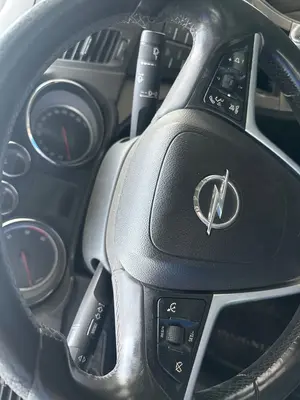 Foto de MANDO MULTIFUNCION OPEL INSIGNIA BERLINA