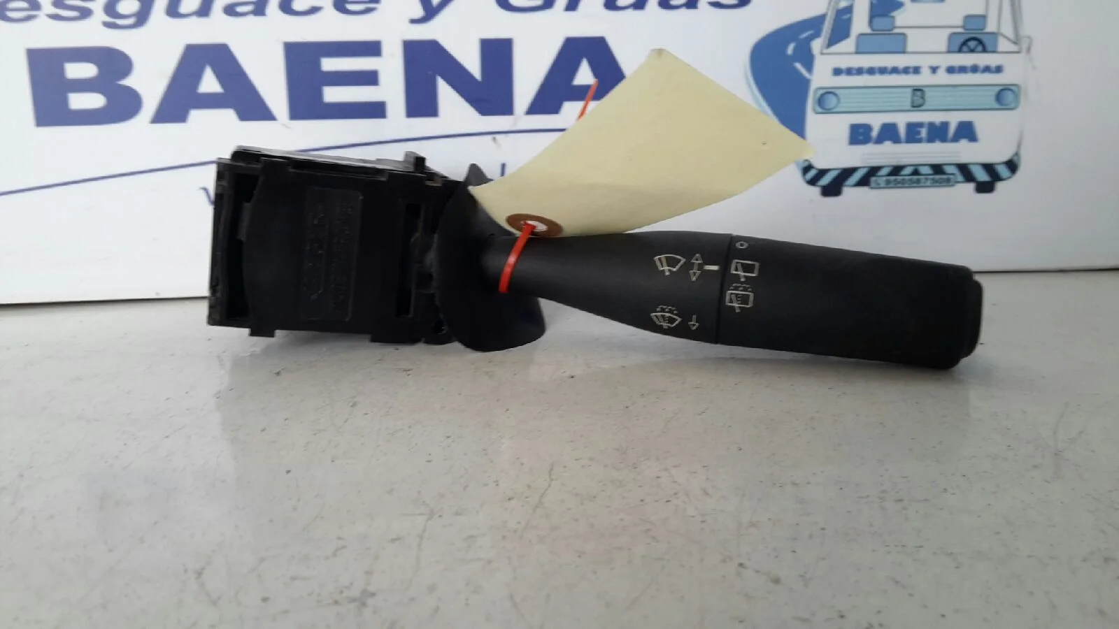 Foto de MANDO LIMPIA SIN MARCA SIN MODELO referencia 96049597ZL