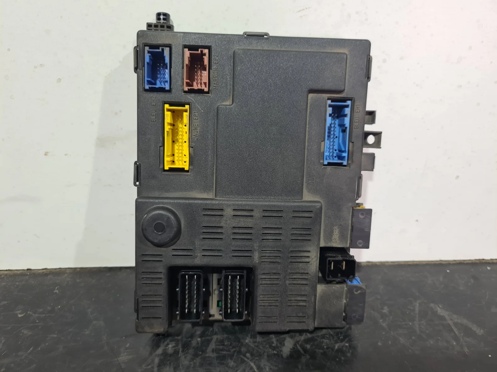 Foto de CAJA RELES / FUSIBLES CITROEN XSARA BERLINA referencia 9644663080