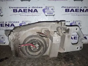 Foto de FARO DERECHO SIN MARCA SIN MODELO referencia 1305235393 foto 2