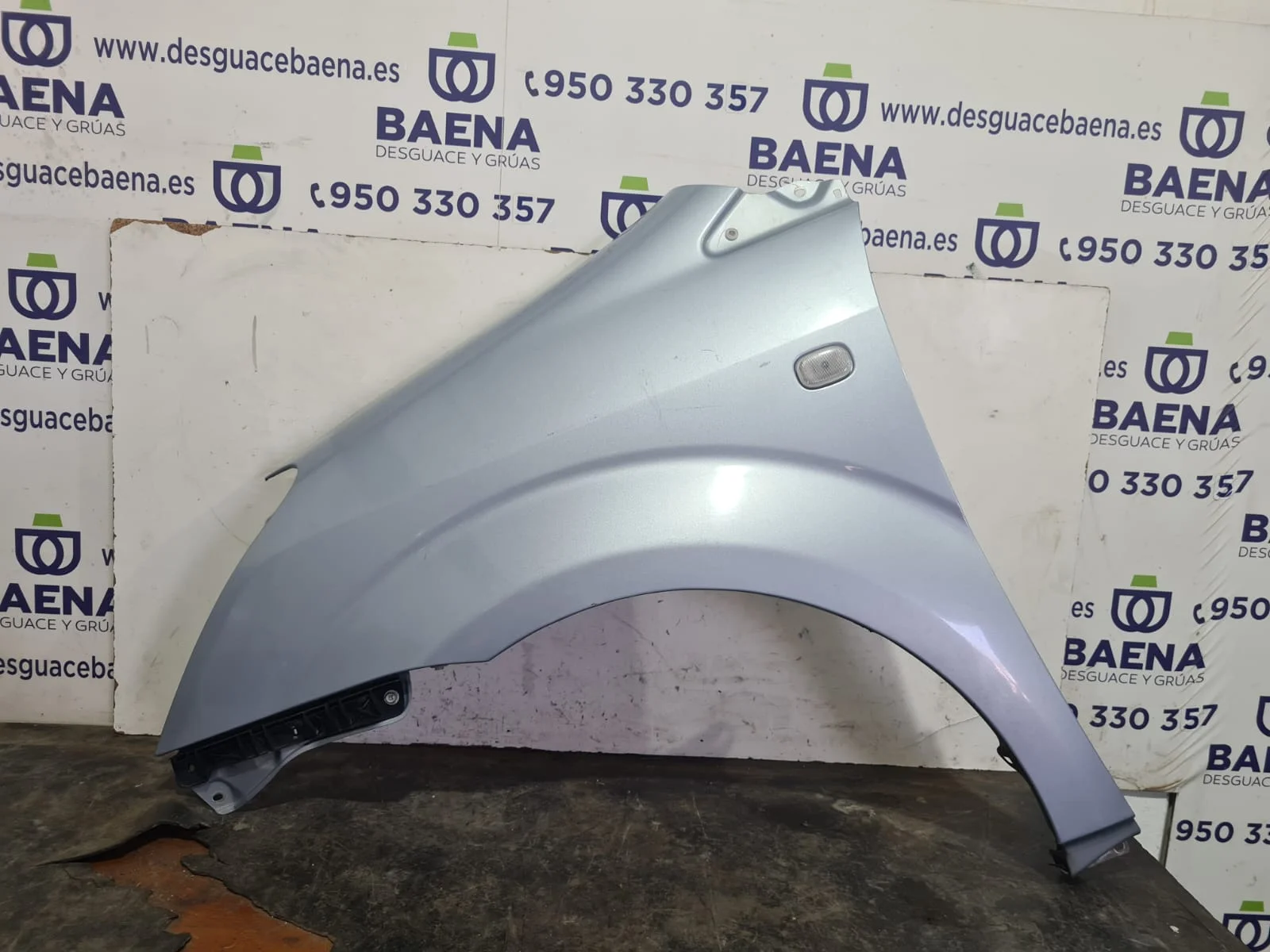 Foto de ALETA DELANTERA IZQUIERDA TOYOTA COROLLA VERSO (R1)