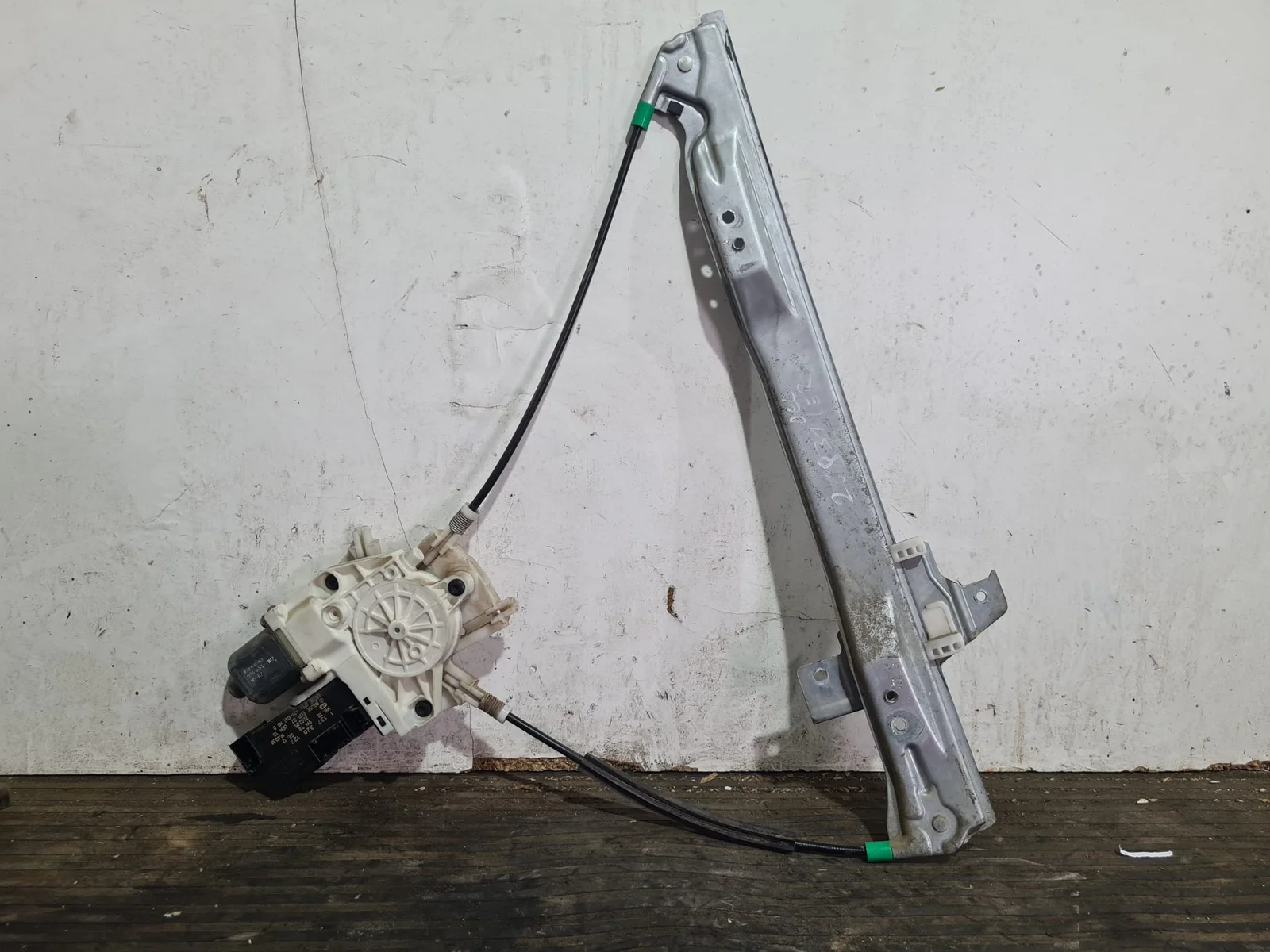 Foto de ELEVALUNAS DELANTERO DERECHO PEUGEOT 407 referencia 9644893480