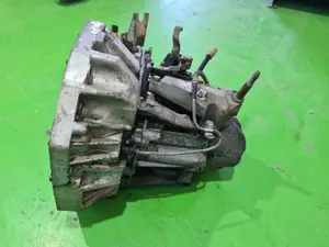 Foto de CAJA CAMBIOS RENAULT MEGANE II BERLINA 5P referencia 8200284803 foto 1