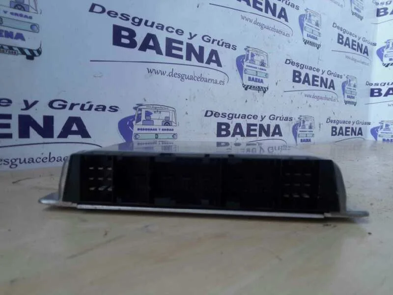 Foto de CENTRALITA MOTOR UCE MERCEDES-BENZ CLASE C (BM 203) BERLINA referencia A1111531879