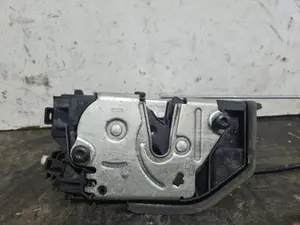 Foto de CERRADURA PUERTA DELANTERA DERECHA BMW SERIE 5 BERLINA (E60) referencia 716074 foto 5