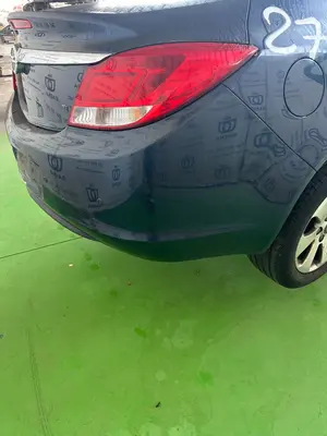 Foto de PARAGOLPES TRASERO OPEL INSIGNIA BERLINA