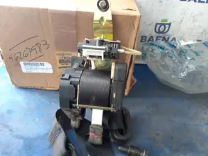 Foto de CINTURON SEGURIDAD DELANTERO IZQUIERDO SIN MARCA SIN MODELO referencia 96267983 foto 3