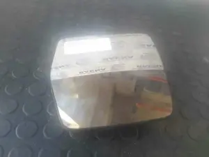 Foto de CRISTAL RETROVISOR IZQUIERDO SIN MARCA SIN MODELO