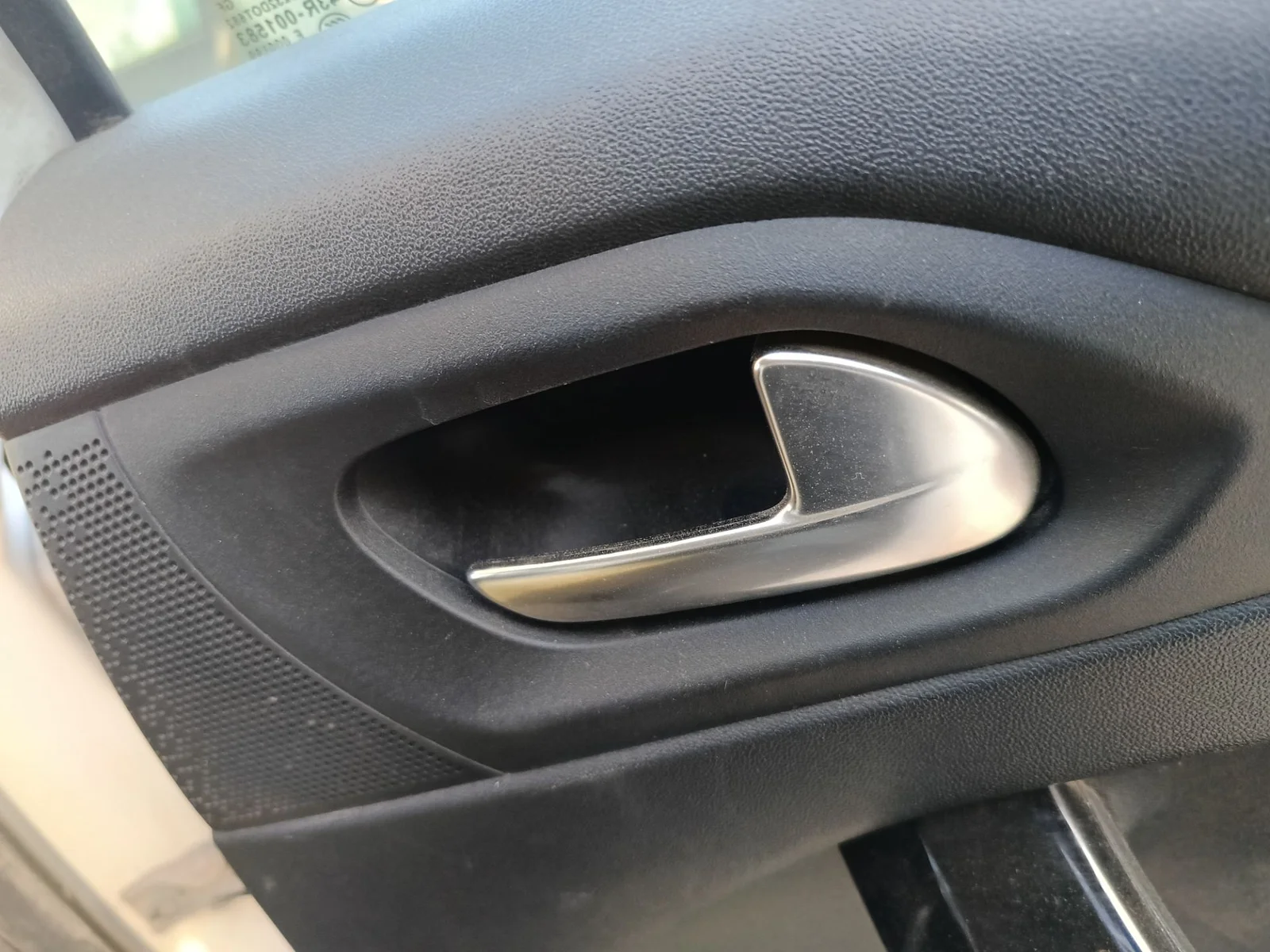 Foto de MANETA INTERIOR TRASERA DERECHA PEUGEOT 208
