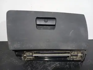 Foto de GUANTERA BMW SERIE 3 BERLINA (E90)
